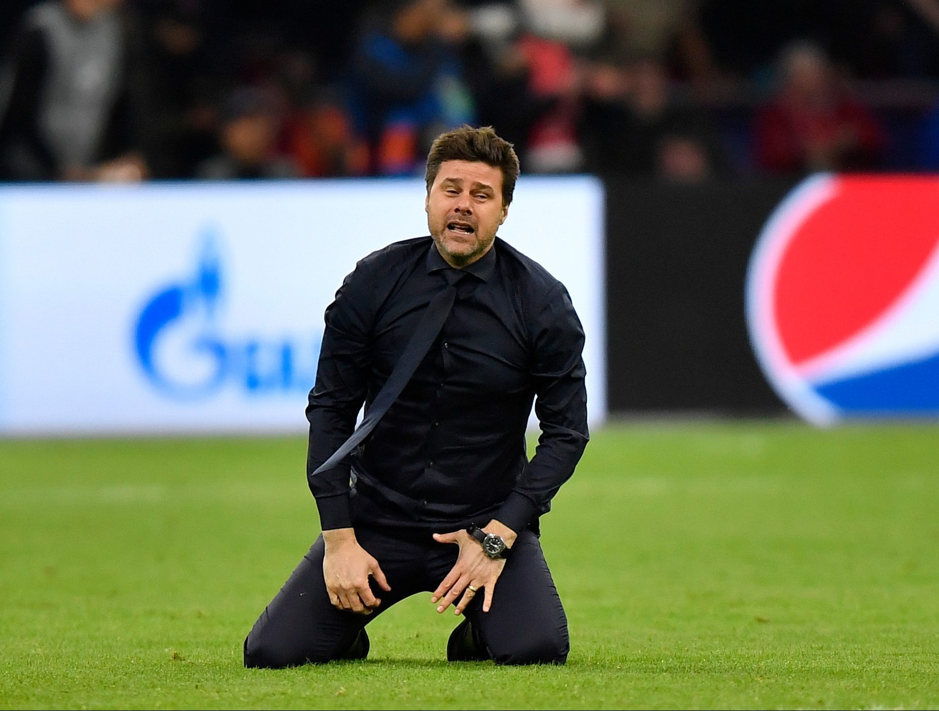 Pochettino cries on the pitch